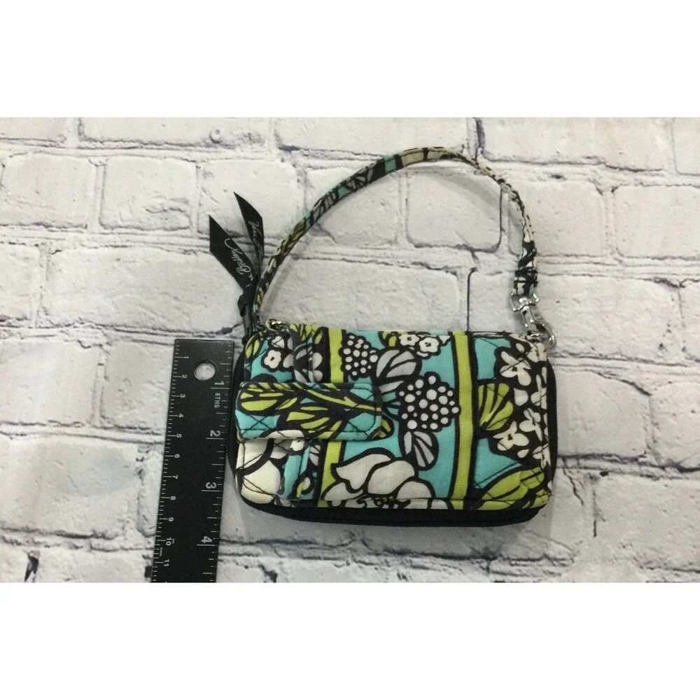 Vera Bradley Wallet Size 3" x 6" Multi Colors Zip Around - Picture 7 of 9